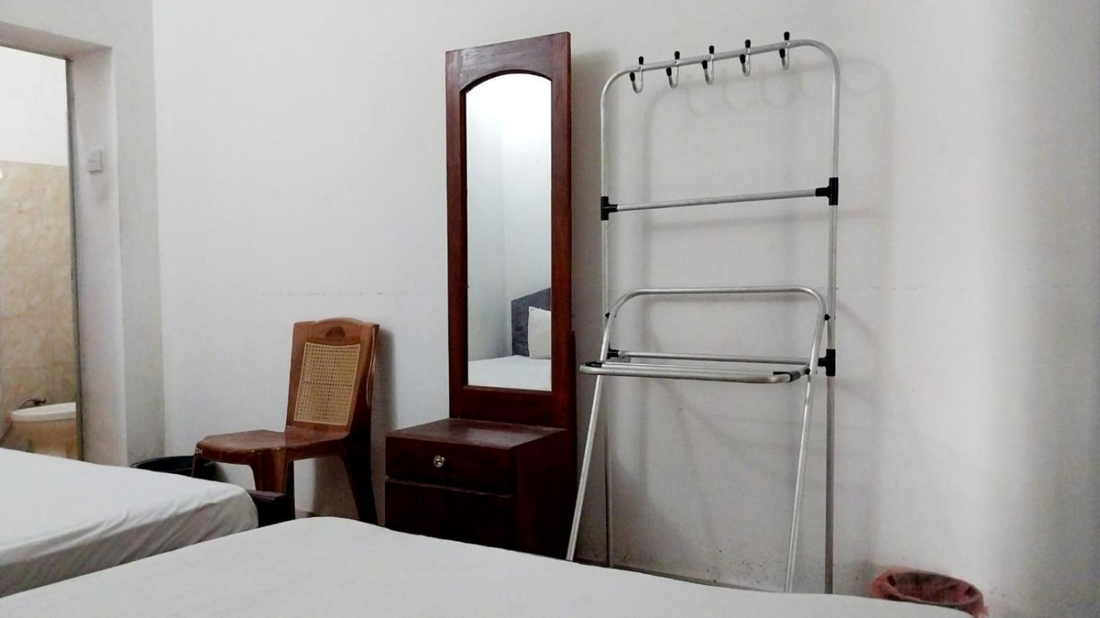 Salmanel Resort راتنابورا الغرفة الصورة